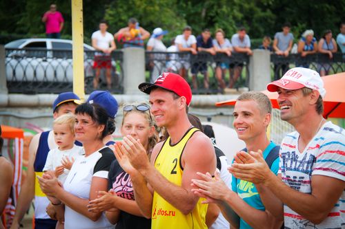 Поволжский банк провел IV открытый турнир по пляжному волейболу