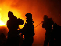 В центре Волгограда ночью сгорел УАЗ «Патриот»