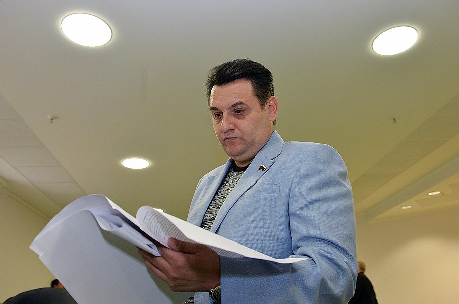 Депутат Госдумы Олег Михеев оказался злостным должником за коммуналку