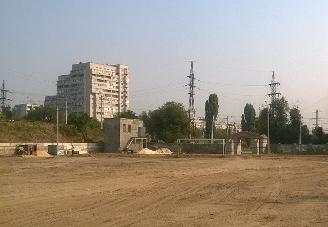 В Волгограде на стадионе «Пищевик» стартовал основной этап реконструкции