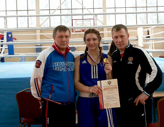 Волгоградка заняла первое место в первенстве России по боксу