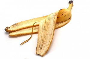 Интересные способы применения банановой кожуры
