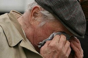 Госдума трижды отказалась повышать пенсии работающим пенсионерам