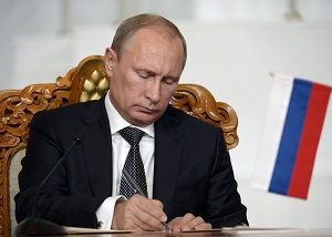 Путин поручил определить единого оператора по цифровизации школ