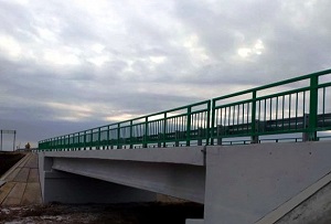 В Еланском районе построили новый мост