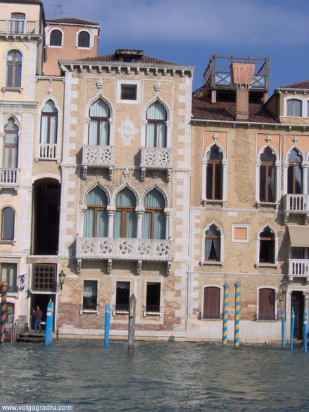 венецианский палаццо. 