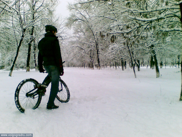 В сказке. велотриал, снег, vesper