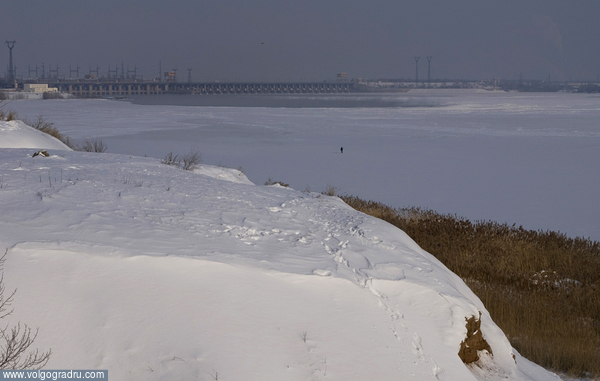 Морозец тоже порадовал. Волга в феврале месяце промерзла аж до самой Астрахани.. снег, зима, река
