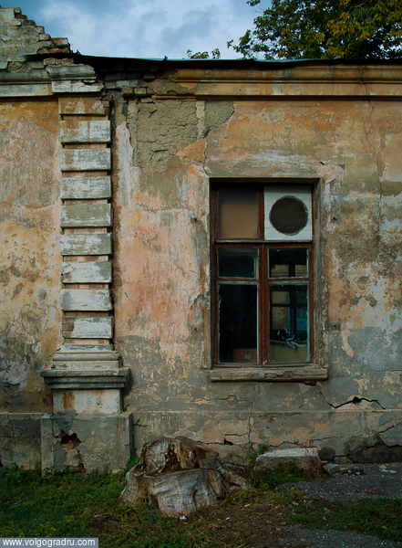 Окно.. окно, архитектура, Царицын