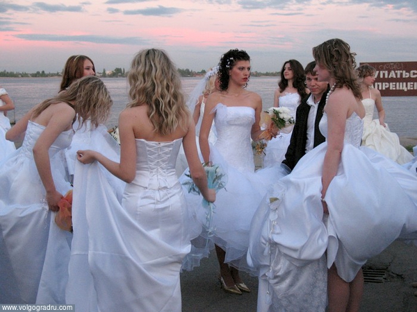 Невесты. фабрика, студенческая весна, открытие фестиваля