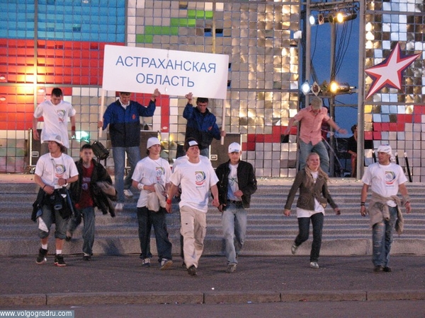 Астраханцы. студенческая весна, открытие фестиваля, концерт на набережной