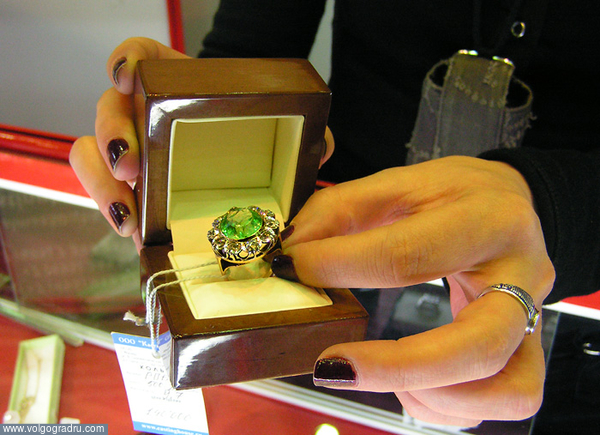 Антикварное кольцо авторской работы. Ювелир ЭКСПО-2007, выставка драгоценностей, ювелирные изделия