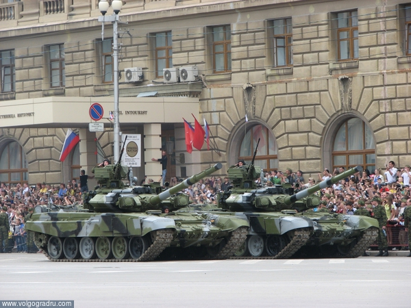 Танки Т-90. парад, танки, военная техника