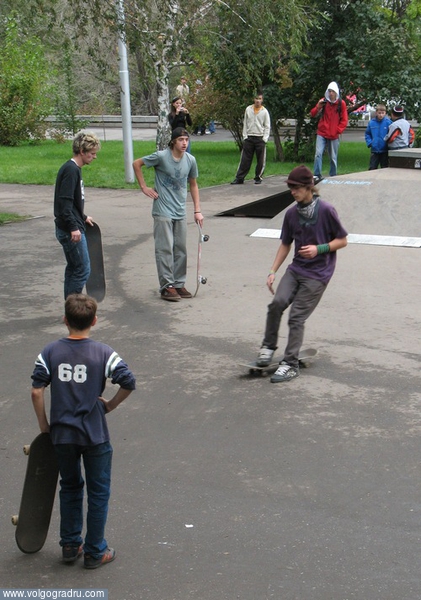 картинка. открытие, скейт-парк, скейтеры