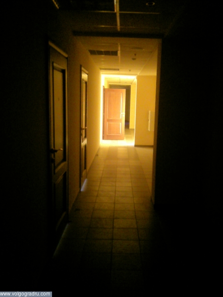Дверь и свет. дверь, свет, тень