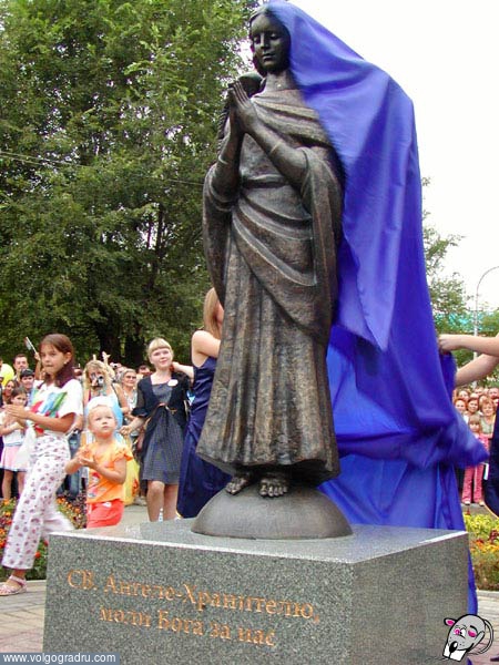 Открытие памятника. День города - 2005, открытие, ангел