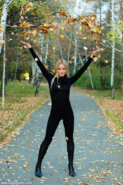 Модель: Анастасия Русскова. осень, девушки, листья