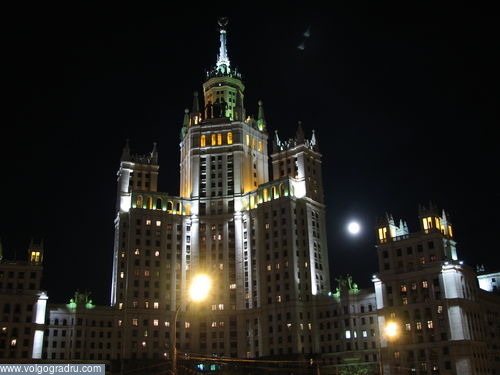 башня луны. Москва, Россия, путешествия