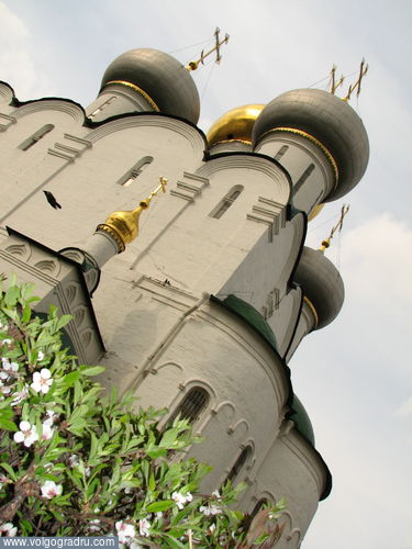 новодевичий монастырь внутри. Москва, Россия, религия