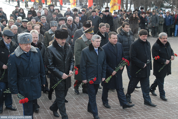 2 февраля - площадь Павших борцов (фото О.Литвин). годовщина, Сталинград, Сталинградская битва