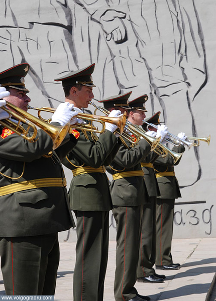 Военный оркестр. парад 9 мая, празднование 9 мая, день победы 9 мая