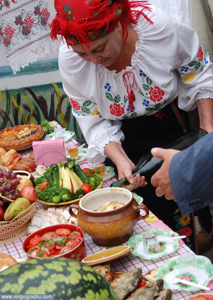 Праздничное угощение. Мир Кавказа, фестиваль, народы Кавказа