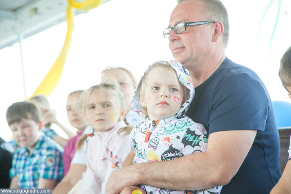 СПРАВЕДЛИВАЯ РОССИЯ в Волгограде отпраздновала Де. День защиты детей, Волгоград, 