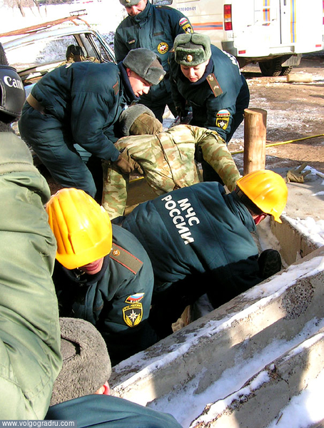Извлечение пострадавшего из-под завала. 349 спасательный центр, МЧС, спасение пострадавшего