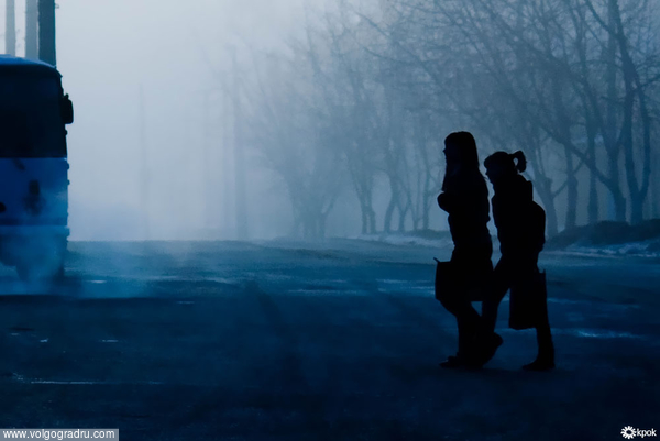 Люди в утреннем тумане. утро туман люди город Урюпинск, 