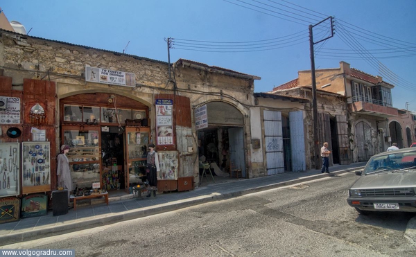 улица "папы Карло" :). Ларнака, Кипр, улица