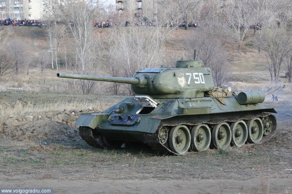 Танк Т-34. Сталинград, реконструкция боев за Сталинград, битва под Сталинградом
