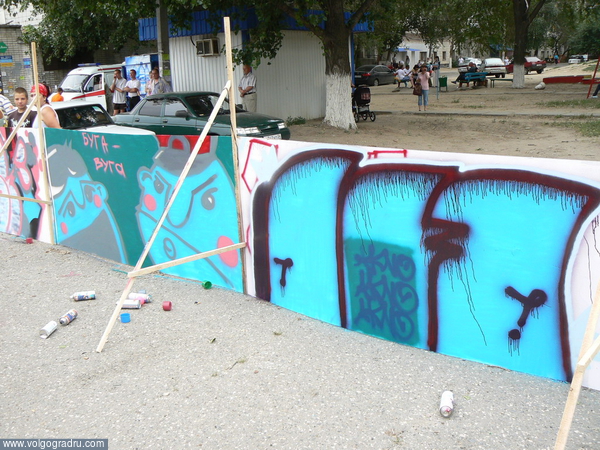 Свежие рисунки. граффити, лица, фестиваль