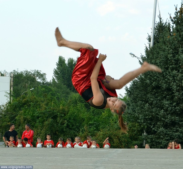  День физкультурника-2013. танец, девушка, спорт