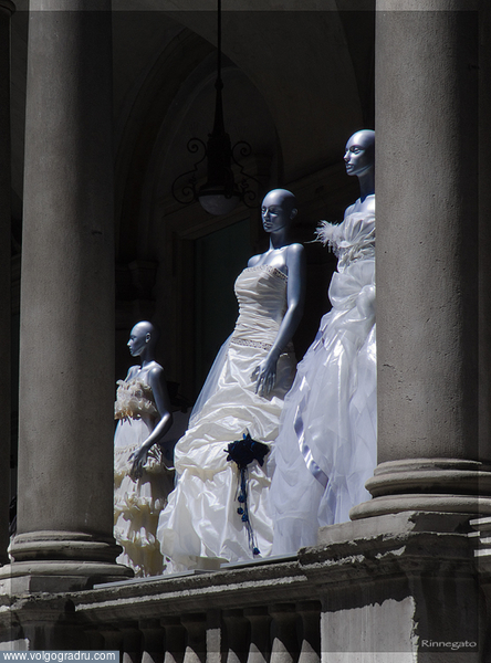 одни из самых дорогих свадебных платьев в мире (из тех, которые без брюликов,))) . италия, милан, свадебное платье