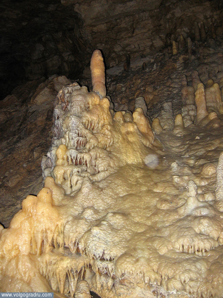 В пещере. Абхазия, Новый Афон, пещера