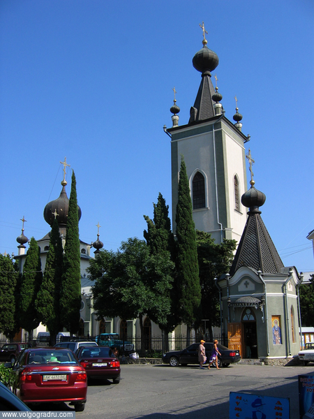 Церковь всех Крымских святых и Феодора Стратилата. Алушта, церковь, 