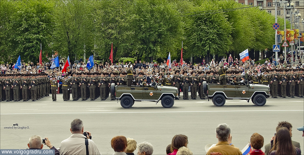 использование фото возможно лишь с письменнго разрешения автора .created by Liogkiy S.. парад 9 мая, офицеры, площадь Павших Борцов