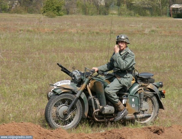 Немецкий мотоциклист. Бой на Лысой горе, Сталинградская битва, эпизод сражения