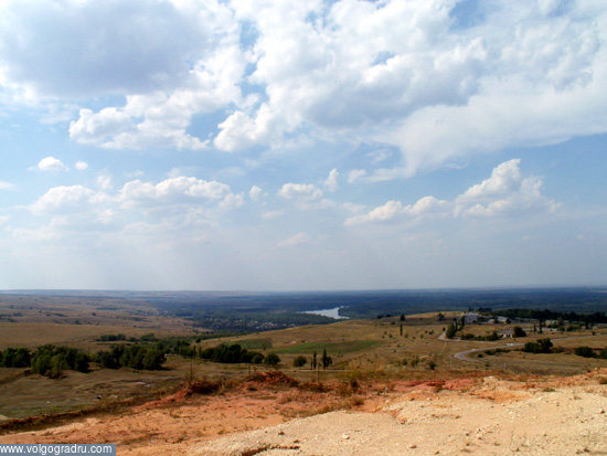 Вид с самой высокой точки Серафимовича. Серафимович, область, Усть-Медведицкий