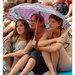 Три девицы под зонтом