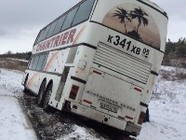 Под Волгоградом пассажирский автобус слетел в кювет
