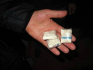 На юге Волгограда полицейские задержали закладчика наркотиков