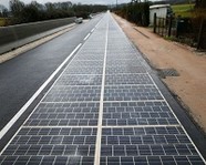 В Китае строят первую «солнечную» дорогу