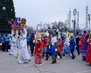 В Волгограде прошел парад сказочных героев