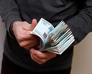 Волжский бизнесмен незаконно получил кредит на 12,5 млн рублей
