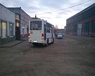 В Волгограде «ПАЗ» наехал на работника автопарка