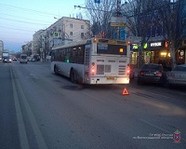 В Волгограде «Тойота» подрезала «ЛИАЗ»