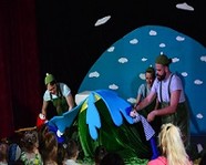 Волгоградский кукольный театр показал необычную «Репку»
