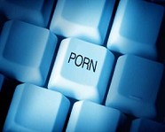 Жителя Еланского района подозревают в распространении детской порнографии