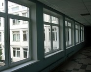В волгоградских школах массово меняют окна